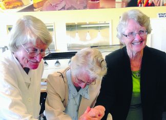 Chaplaincy for the deaf turns 35
