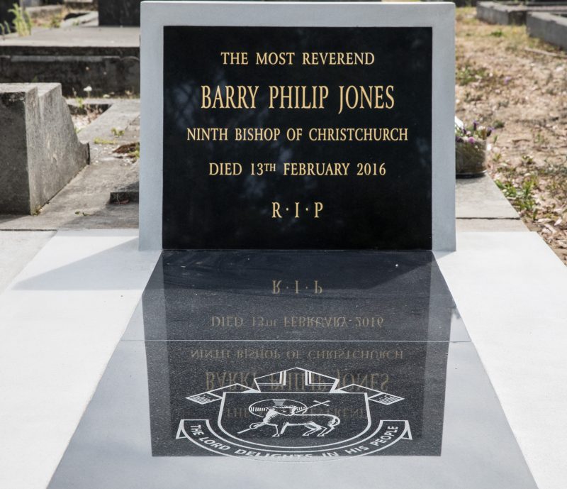 5-grave-blesssing-inset