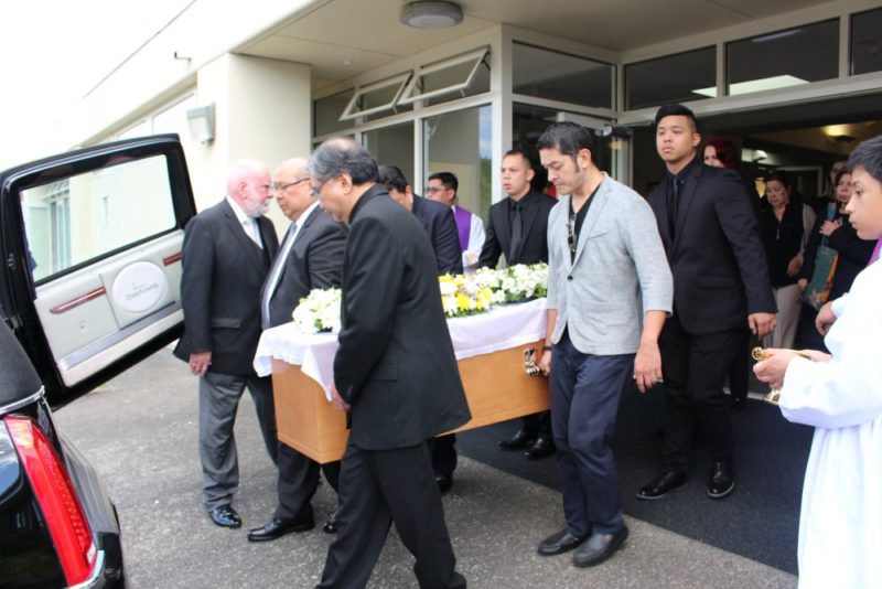 Tuyay coffin