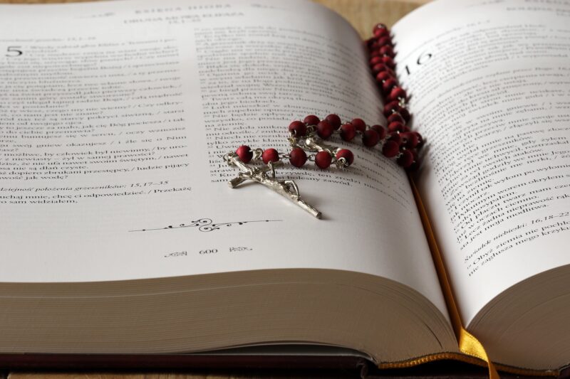 the-rosary-1766388_1920