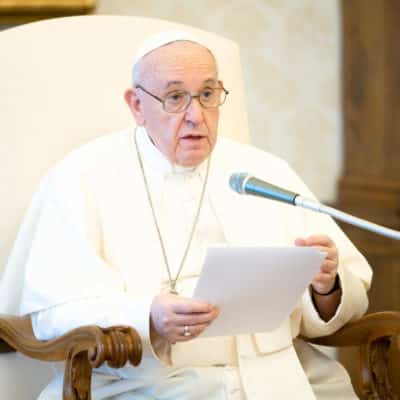 Pope prays for USA, calls racism a pro-life issue
