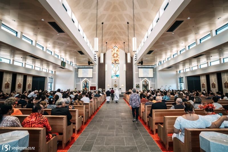 Flat Bush church inside