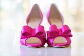 pink shoes