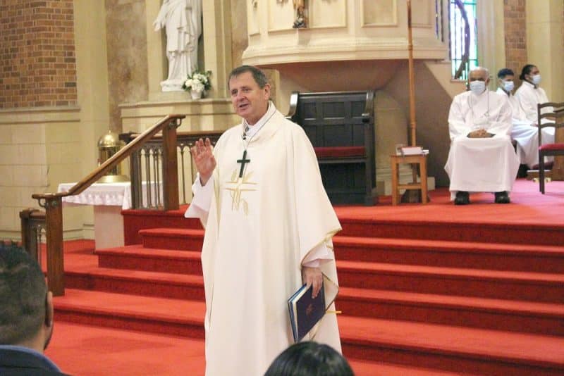 5 Lowe preaching