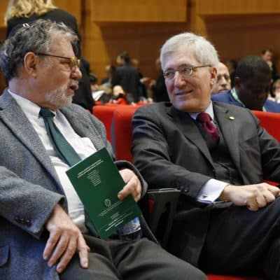French Jesuit, South African Jewish scholar win Ratzinger Prize