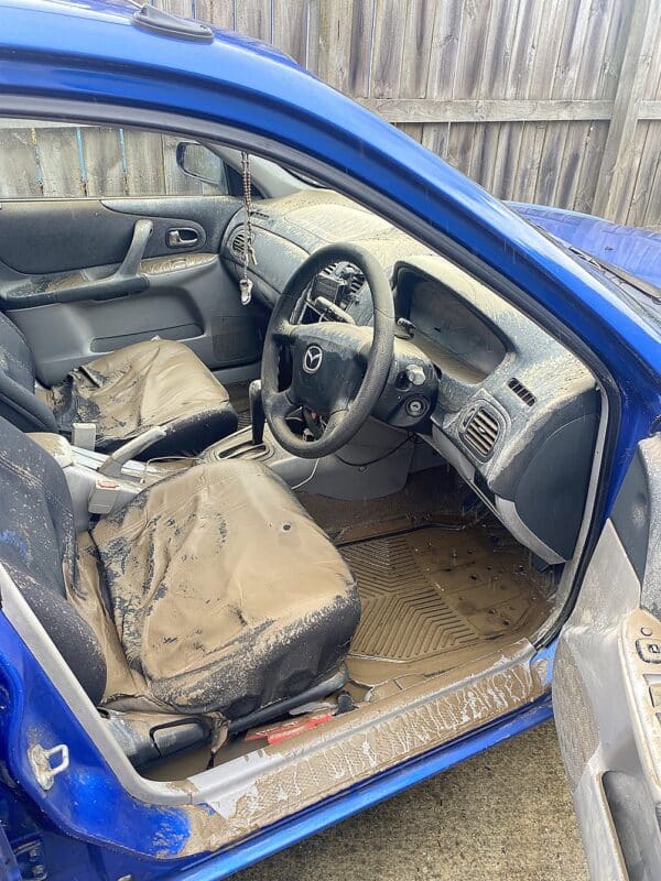 8 flood car