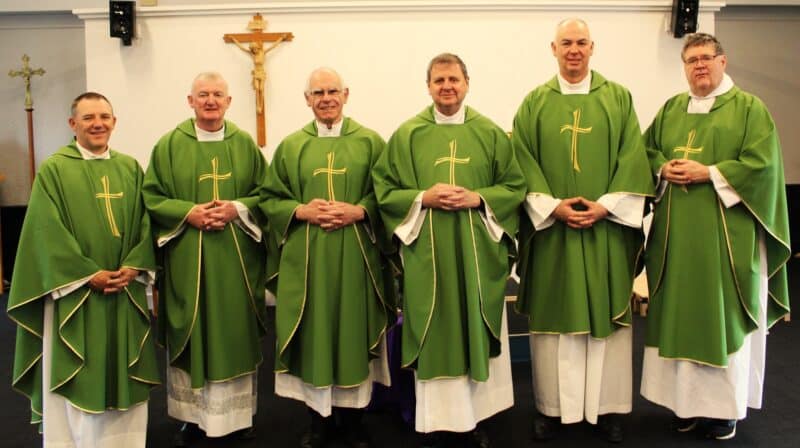 2 six bishops web